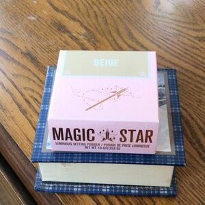 Jeffree Star Magic Star Luminous Setting Powder in Beige NWT .353 oz